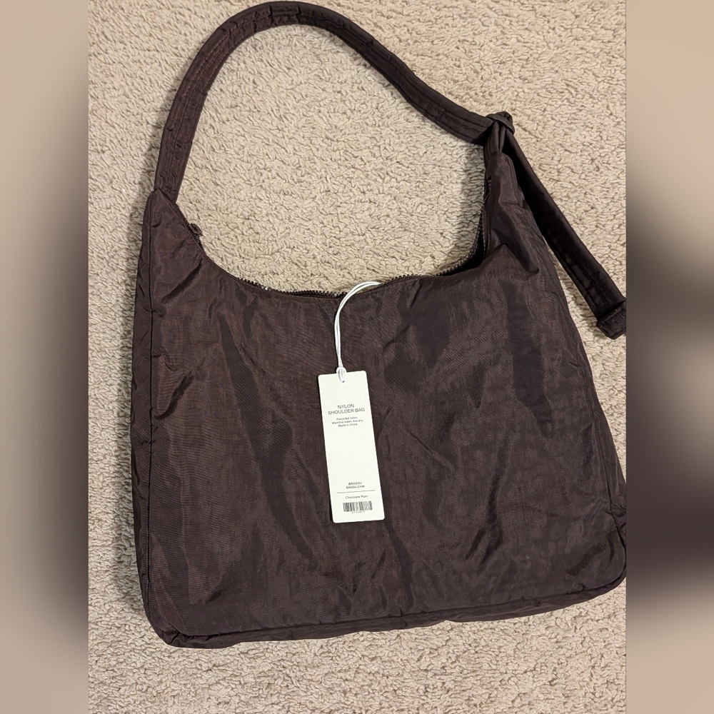 BAGGU Nylon Shoulder Bag Chocolate Plum